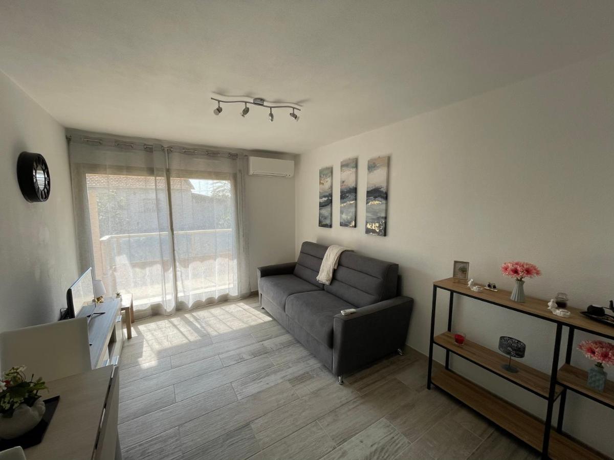 Appartement De Charme A 2 Min De La Plage วาลูริส ภายนอก รูปภาพ